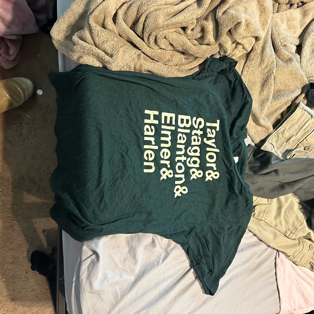 Buffalo trace shirt size small